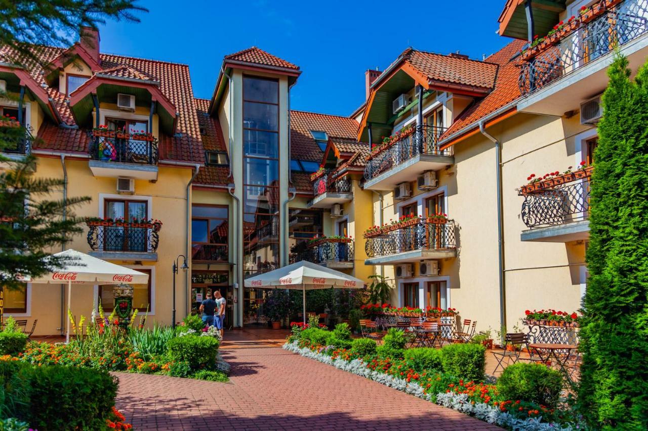 Hotel Robert'S Port Міколайкі Екстер'єр фото